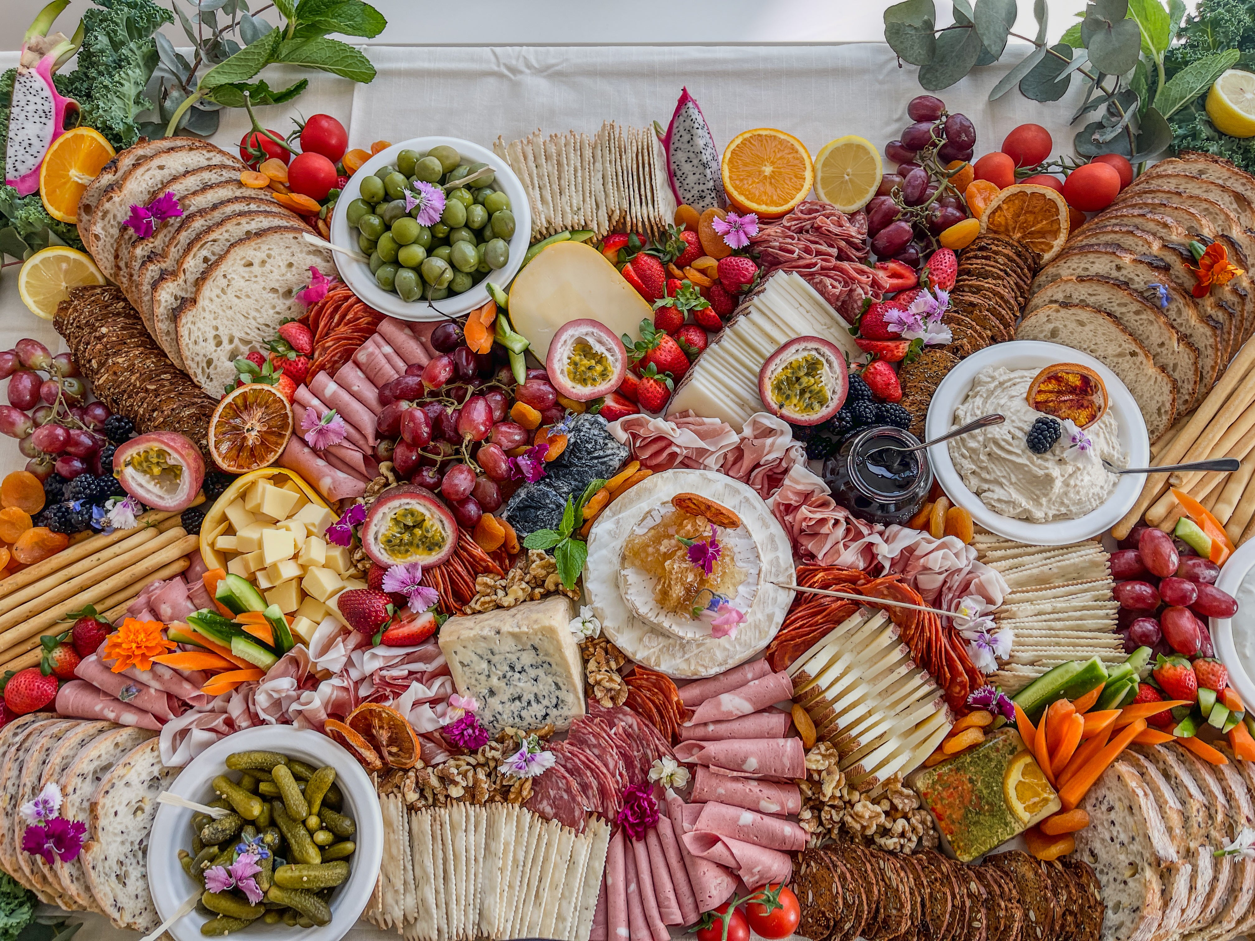 Grazing Tables – Graze and Brie